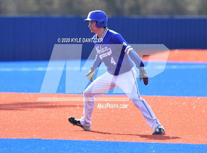 Thumbnail 3 in Nolan Catholic vs Dallas Christian (Texas Private School Classic) photogallery.