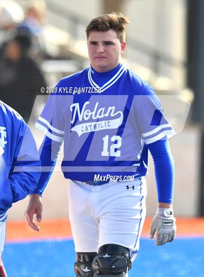 Thumbnail 3 in Nolan Catholic vs Dallas Christian (Texas Private School Classic) photogallery.