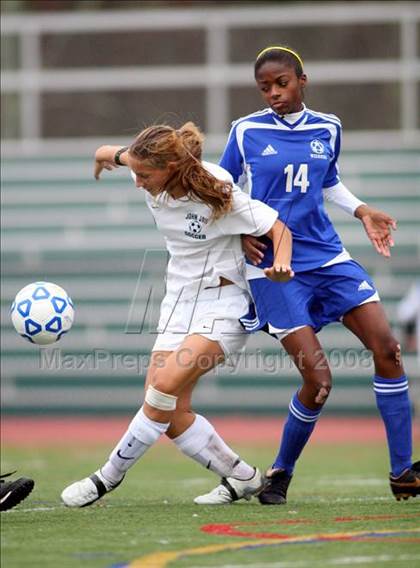 Thumbnail 2 in John Jay-EF vs. Washingtonville (Class AA regional championship) photogallery.