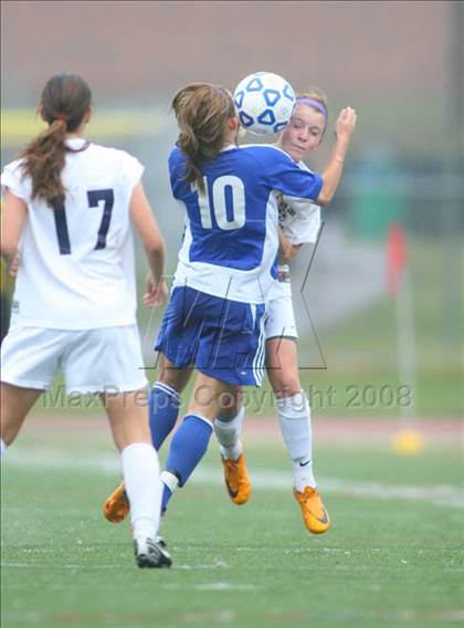 Thumbnail 2 in John Jay-EF vs. Washingtonville (Class AA regional championship) photogallery.