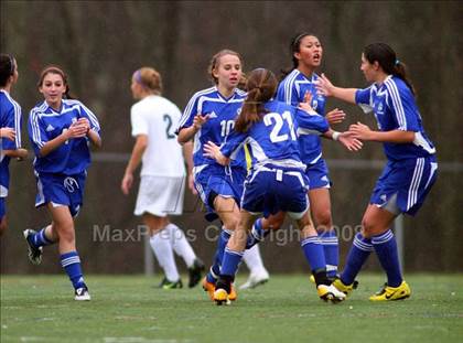 Thumbnail 1 in John Jay-EF vs. Washingtonville (Class AA regional championship) photogallery.