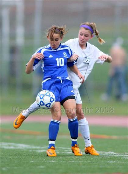 Thumbnail 1 in John Jay-EF vs. Washingtonville (Class AA regional championship) photogallery.
