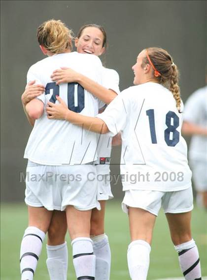 Thumbnail 1 in John Jay-EF vs. Washingtonville (Class AA regional championship) photogallery.