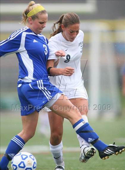 Thumbnail 2 in John Jay-EF vs. Washingtonville (Class AA regional championship) photogallery.