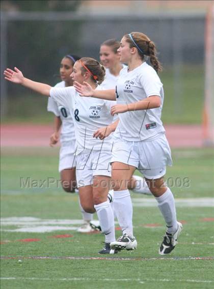 Thumbnail 3 in John Jay-EF vs. Washingtonville (Class AA regional championship) photogallery.