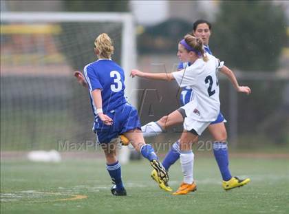 Thumbnail 3 in John Jay-EF vs. Washingtonville (Class AA regional championship) photogallery.