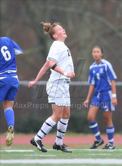Thumbnail 3 in John Jay-EF vs. Washingtonville (Class AA regional championship) photogallery.