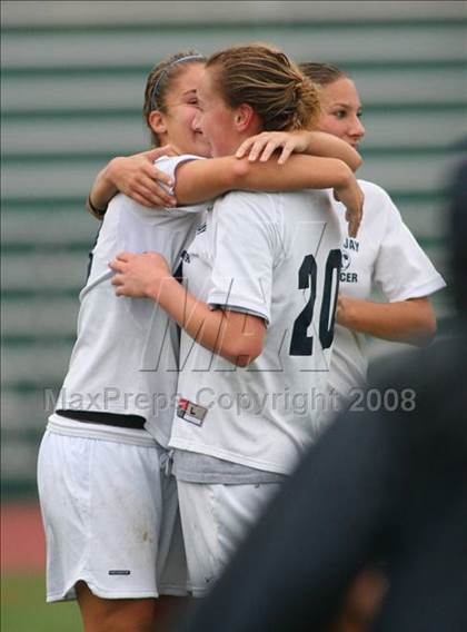Thumbnail 2 in John Jay-EF vs. Washingtonville (Class AA regional championship) photogallery.