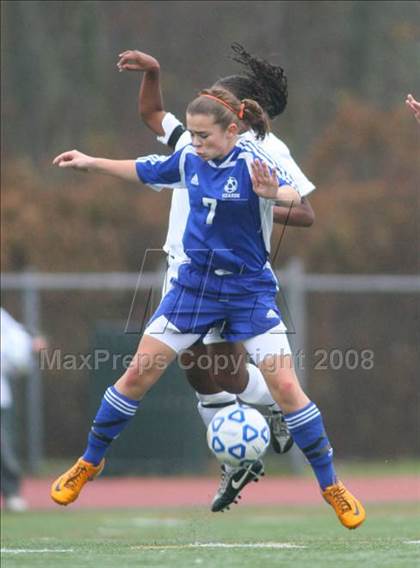 Thumbnail 2 in John Jay-EF vs. Washingtonville (Class AA regional championship) photogallery.