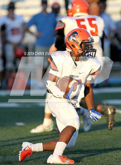 Thumbnail 2 in Memphis University vs Ridgeway photogallery.