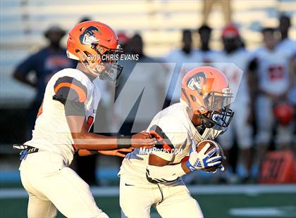Thumbnail 1 in Memphis University vs Ridgeway photogallery.