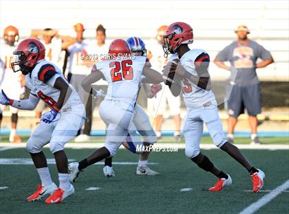 Thumbnail 3 in Memphis University vs Ridgeway photogallery.