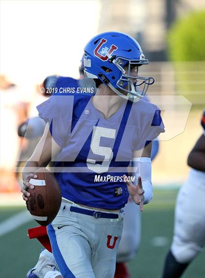 Thumbnail 2 in Memphis University vs Ridgeway photogallery.