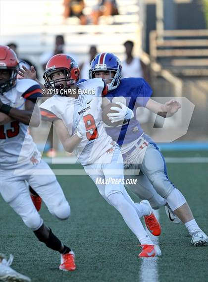 Thumbnail 3 in Memphis University vs Ridgeway photogallery.