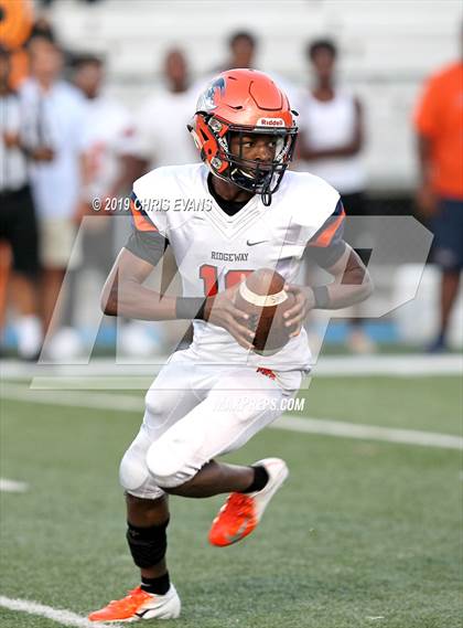 Thumbnail 2 in Memphis University vs Ridgeway photogallery.