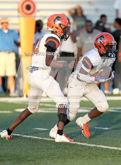 Thumbnail 2 in Memphis University vs Ridgeway photogallery.