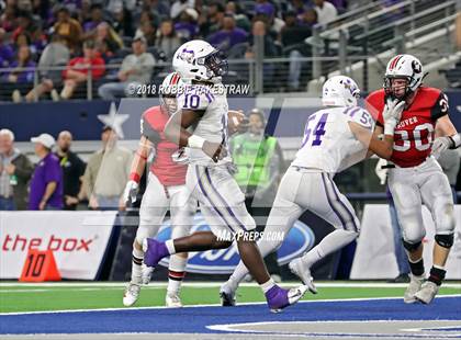 Thumbnail 2 in Gruver vs. Mart (UIL 2A Division 2 Championship) photogallery.