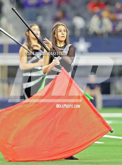 Thumbnail 2 in Gruver vs. Mart (UIL 2A Division 2 Championship) photogallery.