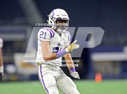 Thumbnail 2 in Gruver vs. Mart (UIL 2A Division 2 Championship) photogallery.