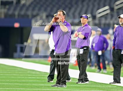 Thumbnail 2 in Gruver vs. Mart (UIL 2A Division 2 Championship) photogallery.