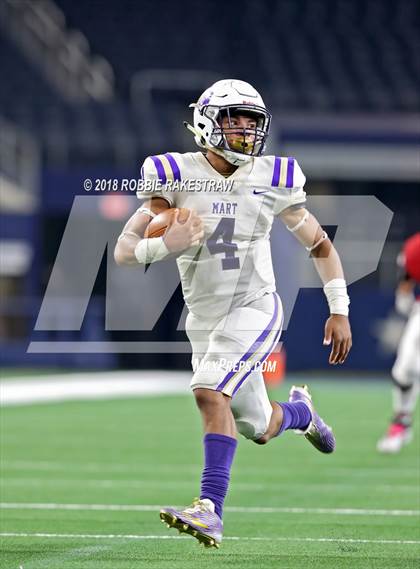 Thumbnail 3 in Gruver vs. Mart (UIL 2A Division 2 Championship) photogallery.