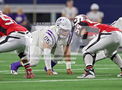 Thumbnail 3 in Gruver vs. Mart (UIL 2A Division 2 Championship) photogallery.