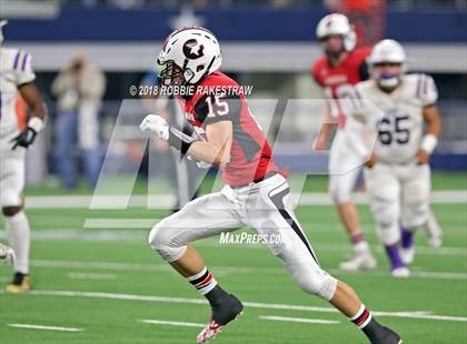 Thumbnail 2 in Gruver vs. Mart (UIL 2A Division 2 Championship) photogallery.