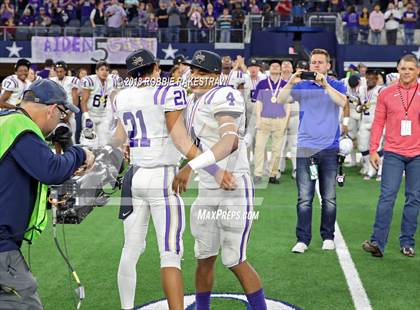 Thumbnail 1 in Gruver vs. Mart (UIL 2A Division 2 Championship) photogallery.