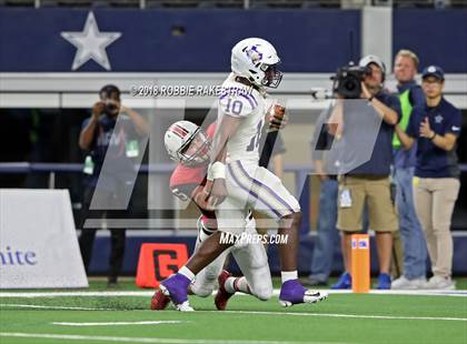 Thumbnail 2 in Gruver vs. Mart (UIL 2A Division 2 Championship) photogallery.