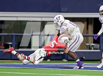 Thumbnail 3 in Gruver vs. Mart (UIL 2A Division 2 Championship) photogallery.