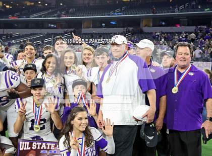 Thumbnail 3 in Gruver vs. Mart (UIL 2A Division 2 Championship) photogallery.
