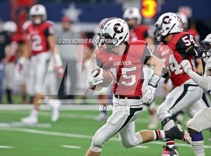 Thumbnail 2 in Gruver vs. Mart (UIL 2A Division 2 Championship) photogallery.