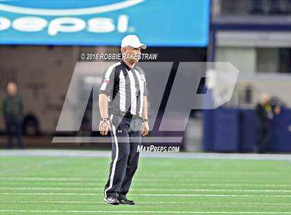 Thumbnail 2 in Gruver vs. Mart (UIL 2A Division 2 Championship) photogallery.