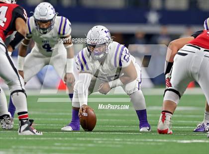 Thumbnail 3 in Gruver vs. Mart (UIL 2A Division 2 Championship) photogallery.