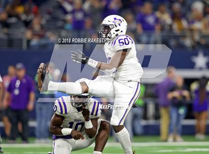 Thumbnail 1 in Gruver vs. Mart (UIL 2A Division 2 Championship) photogallery.