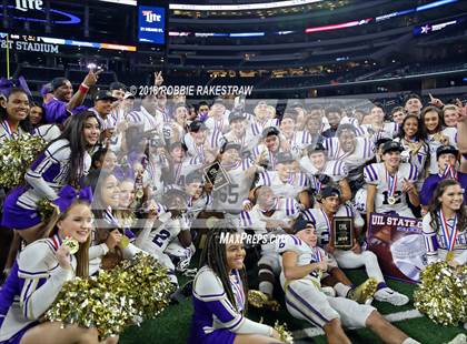 Thumbnail 3 in Gruver vs. Mart (UIL 2A Division 2 Championship) photogallery.