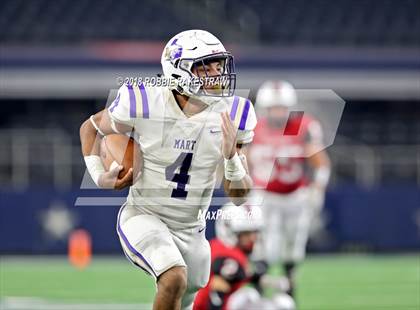 Thumbnail 2 in Gruver vs. Mart (UIL 2A Division 2 Championship) photogallery.