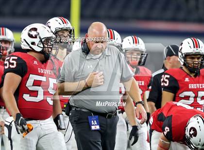 Thumbnail 2 in Gruver vs. Mart (UIL 2A Division 2 Championship) photogallery.