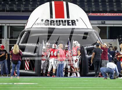 Thumbnail 2 in Gruver vs. Mart (UIL 2A Division 2 Championship) photogallery.