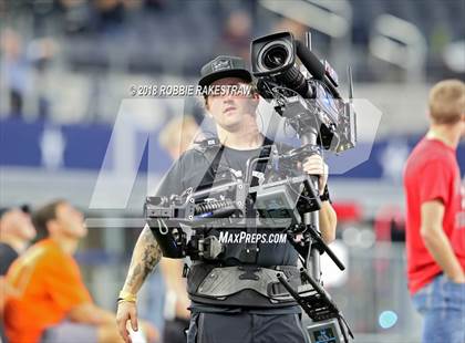 Thumbnail 1 in Gruver vs. Mart (UIL 2A Division 2 Championship) photogallery.