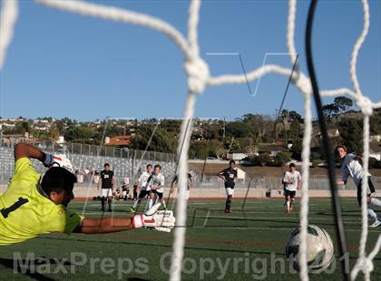 Thumbnail 1 in Leuzinger @ Palos Verdes photogallery.