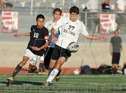 Thumbnail 1 in Leuzinger @ Palos Verdes photogallery.
