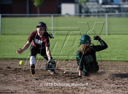 Thumbnail 2 in Sheldon @ Willamette (Game 2) photogallery.