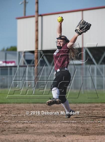Thumbnail 3 in Sheldon @ Willamette (Game 2) photogallery.