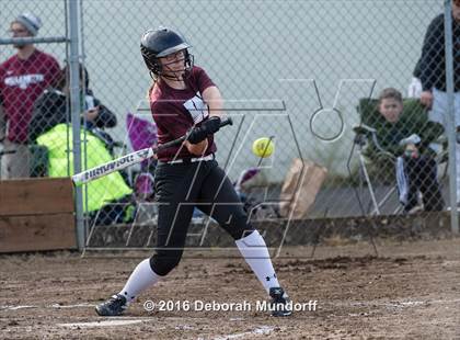 Thumbnail 1 in Sheldon @ Willamette (Game 2) photogallery.