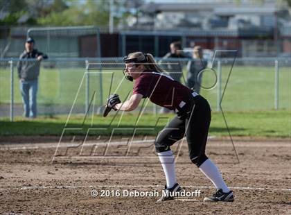 Thumbnail 1 in Sheldon @ Willamette (Game 2) photogallery.