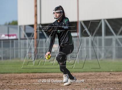 Thumbnail 3 in Sheldon @ Willamette (Game 2) photogallery.
