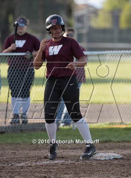 Thumbnail 3 in Sheldon @ Willamette (Game 2) photogallery.