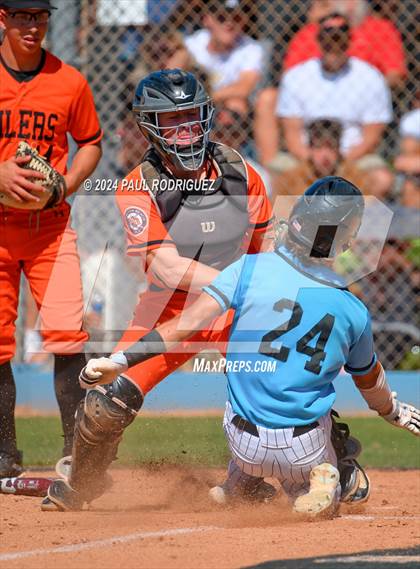 Thumbnail 3 in Huntington Beach vs Villa Park (CIF SS Division 1 Round 2) photogallery.