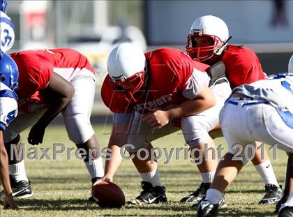 Thumbnail 2 in Goose Creek Memorial vs Barbers Hill photogallery.